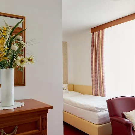 Hotel Hametner Mit Innviertlerhaus Mit Thermenzugang