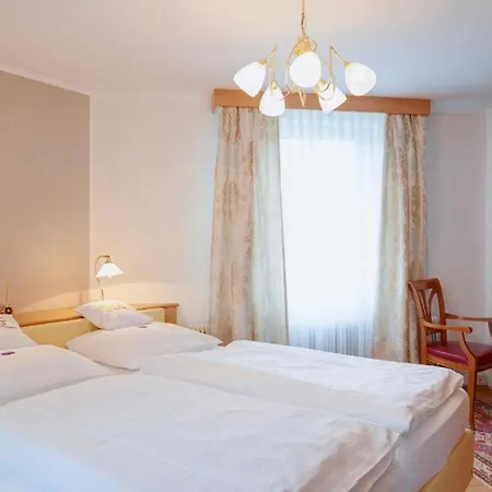 Hotel Hametner Mit Innviertlerhof Mit Direktem Zugang Zur Therme Mediterrana Durch Unseren Garten! Bad Hall