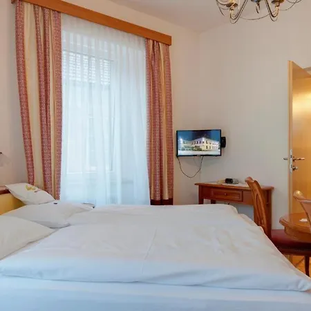 Hametner Mit Innviertlerhaus Mit Thermenzugang 3*