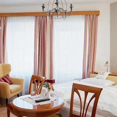 Hotel Hametner Mit Innviertlerhaus Mit Thermenzugang Bad Hall