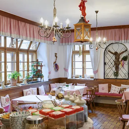 Hametner Mit Innviertlerhof Mit Direktem Zugang Zur Therme Mediterrana Durch Unseren Garten! Hotel