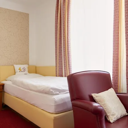 Hametner Mit Innviertlerhaus Mit Thermenzugang Hotel