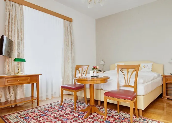 ホテル Hametner Mit Innviertlerhaus Mit Thermenzugang