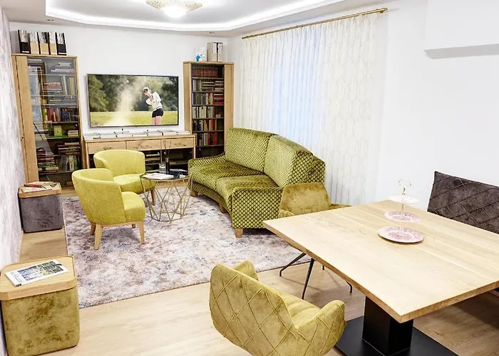 Hametner Mit Innviertlerhaus Mit Thermenzugang 3* バート・ハル