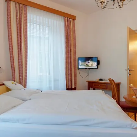 Hametner Mit Innviertlerhof Mit Direktem Zugang Zur Therme Mediterrana Durch Unseren Garten! Hotel